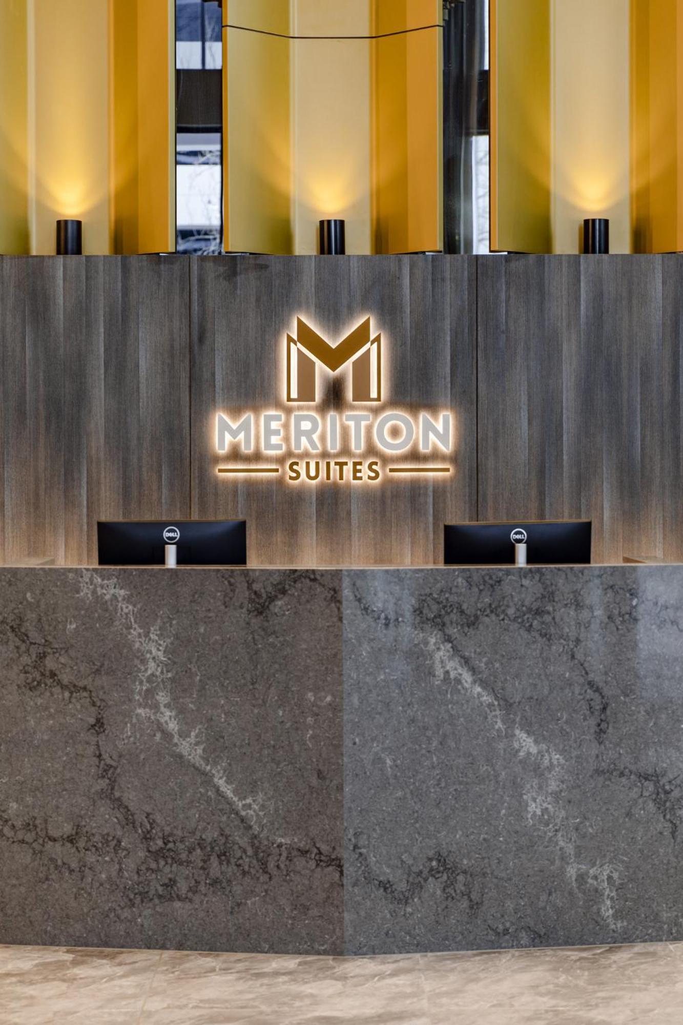 Meriton Suites Canberra Esterno foto Meriton Suites